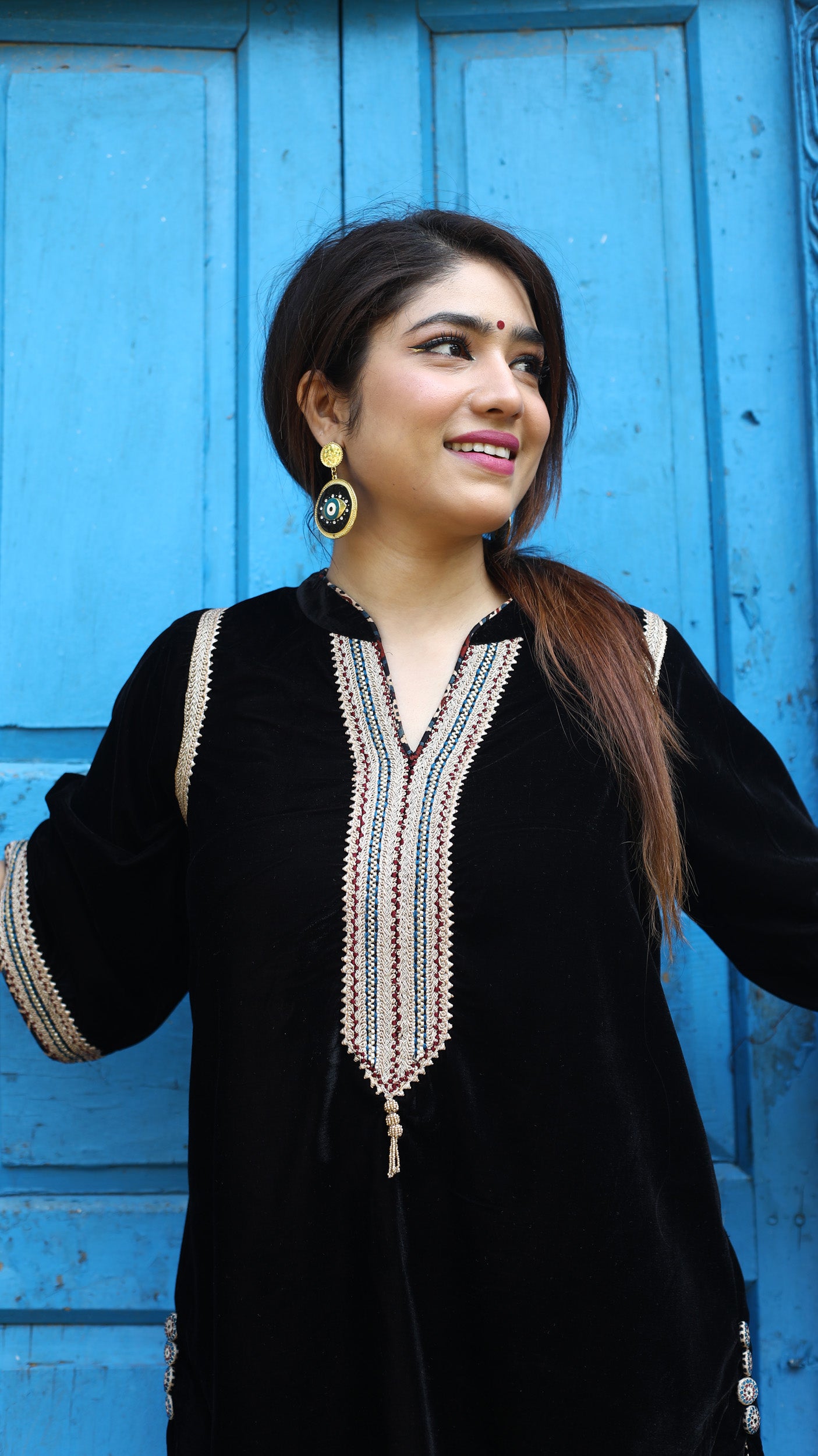 Black Velvet Silk embellished Cordset