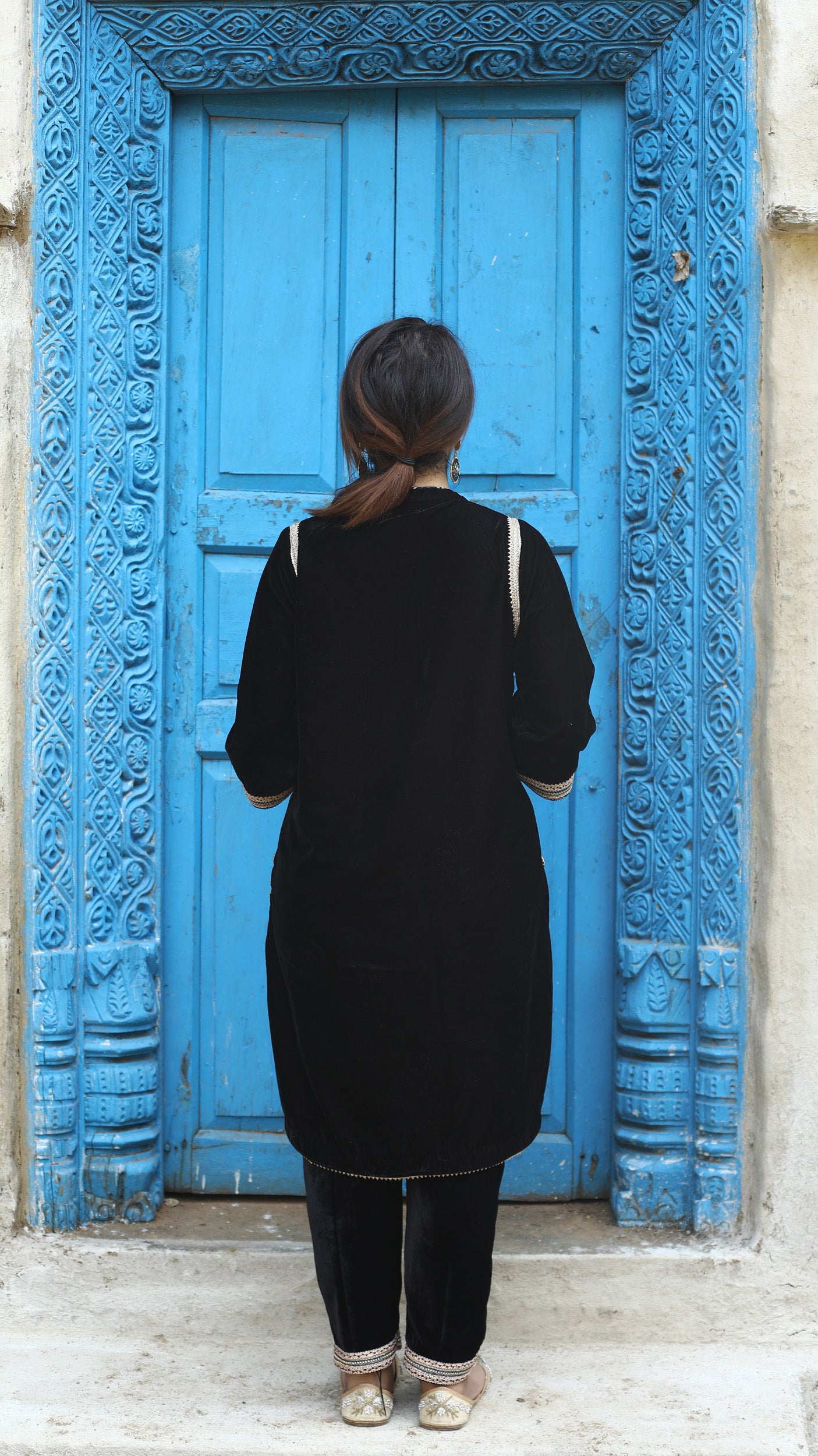 Black Velvet Silk embellished Cordset
