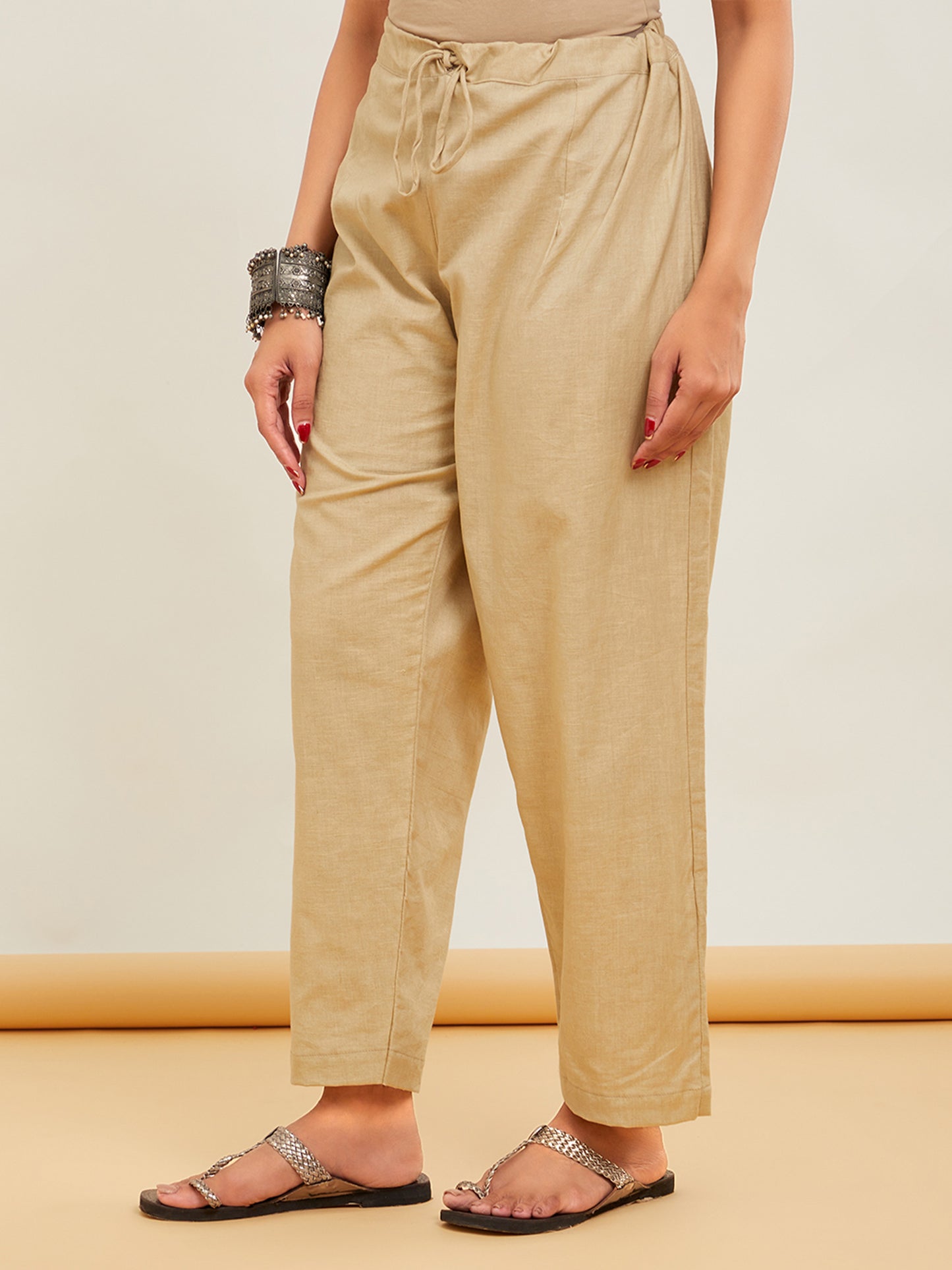 Evergreen Cotton Pants in Solid Colors With Pockets