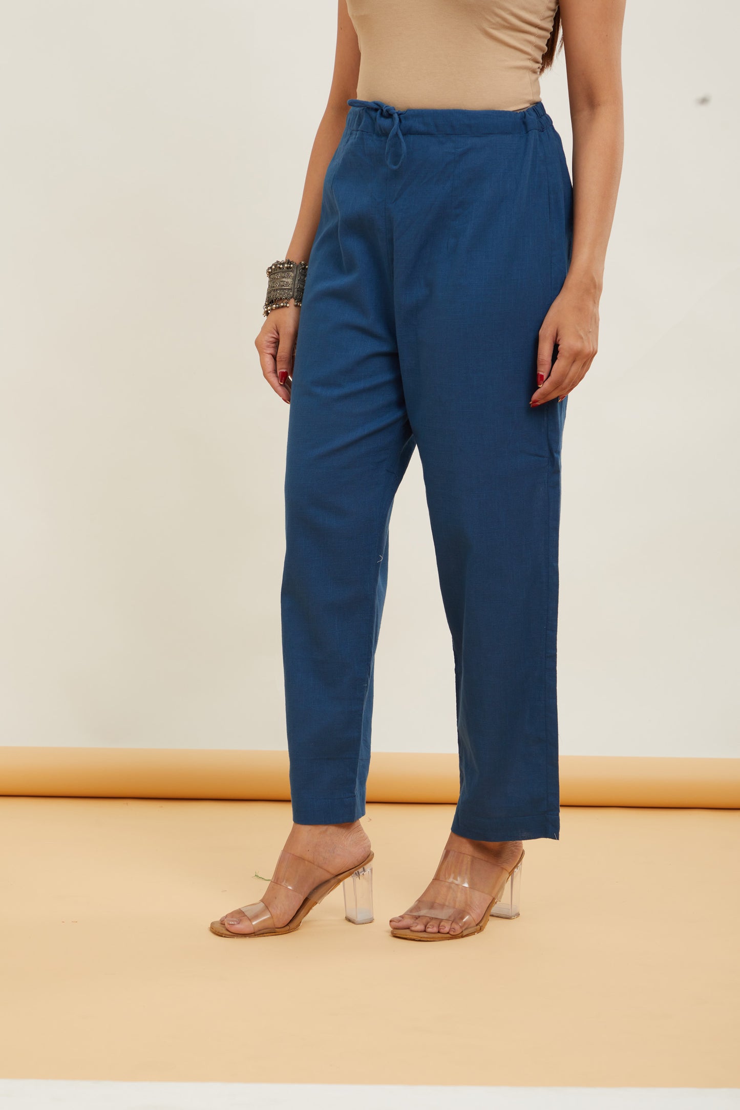Evergreen Cotton Pants in Solid Colors With Pockets