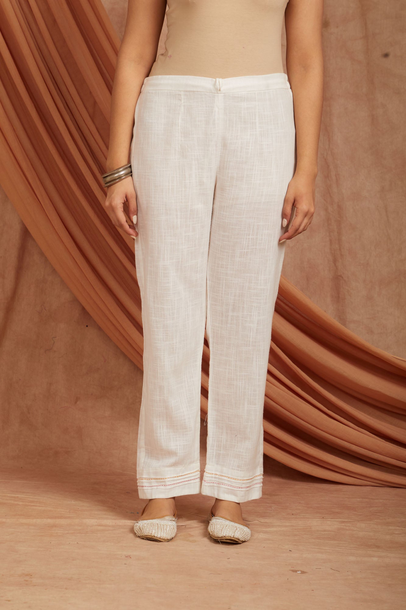 Evergreen Cotton Pants in Solid Colors With Pockets