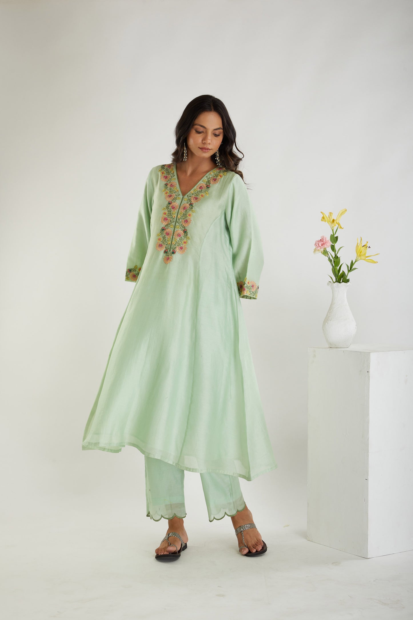 Light Green Chanderi Floral Embroidered Suit Set-Set of 3