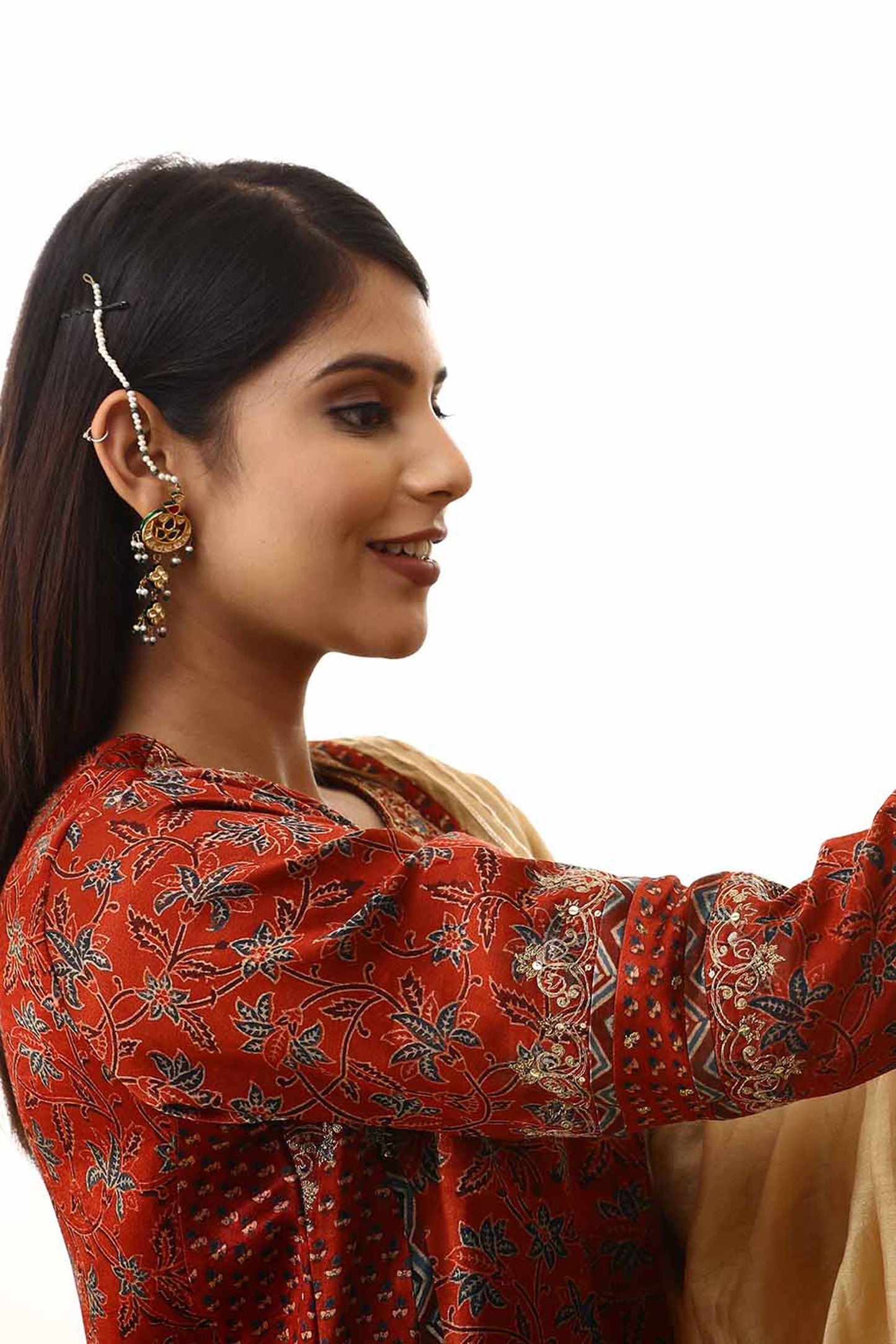 Red zari embroidered mashru silk suitset