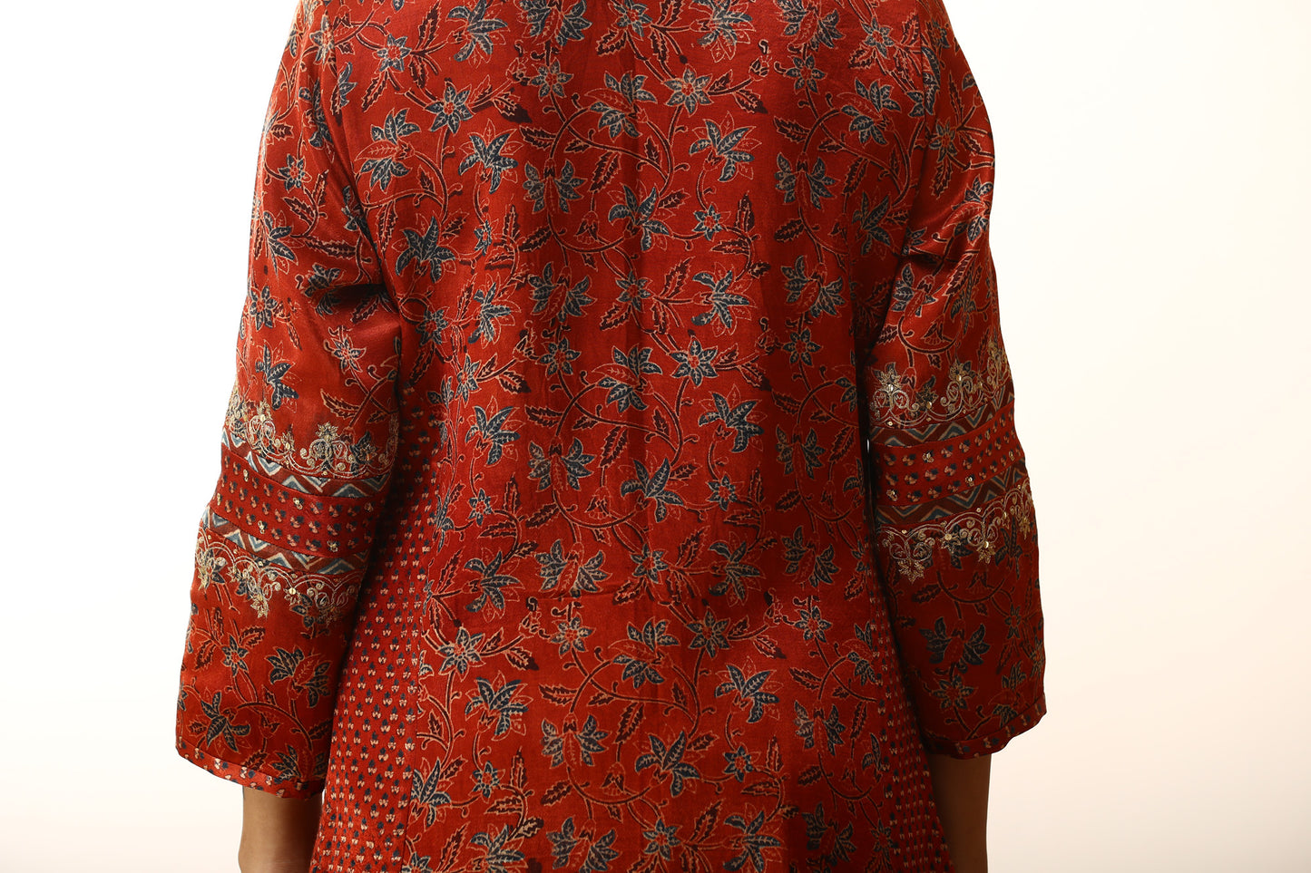 Red zari embroidered mashru silk suitset