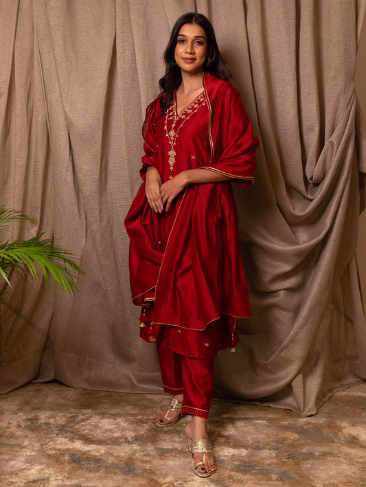 Red Chanderi Silk Golden Embroidered Suitset