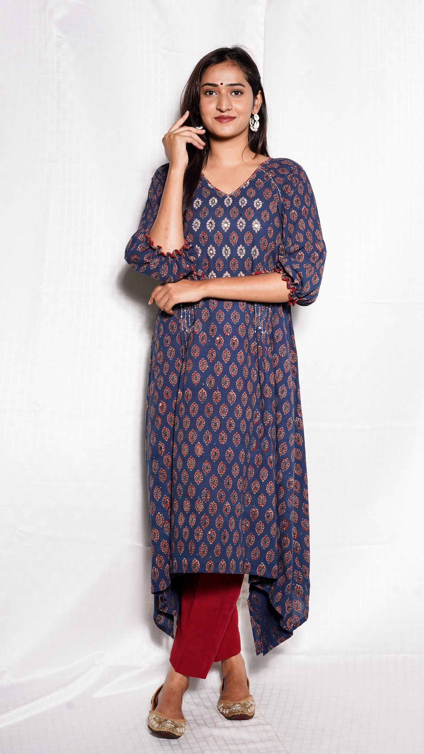 Blue Buti Print Hand work Kurta Pant