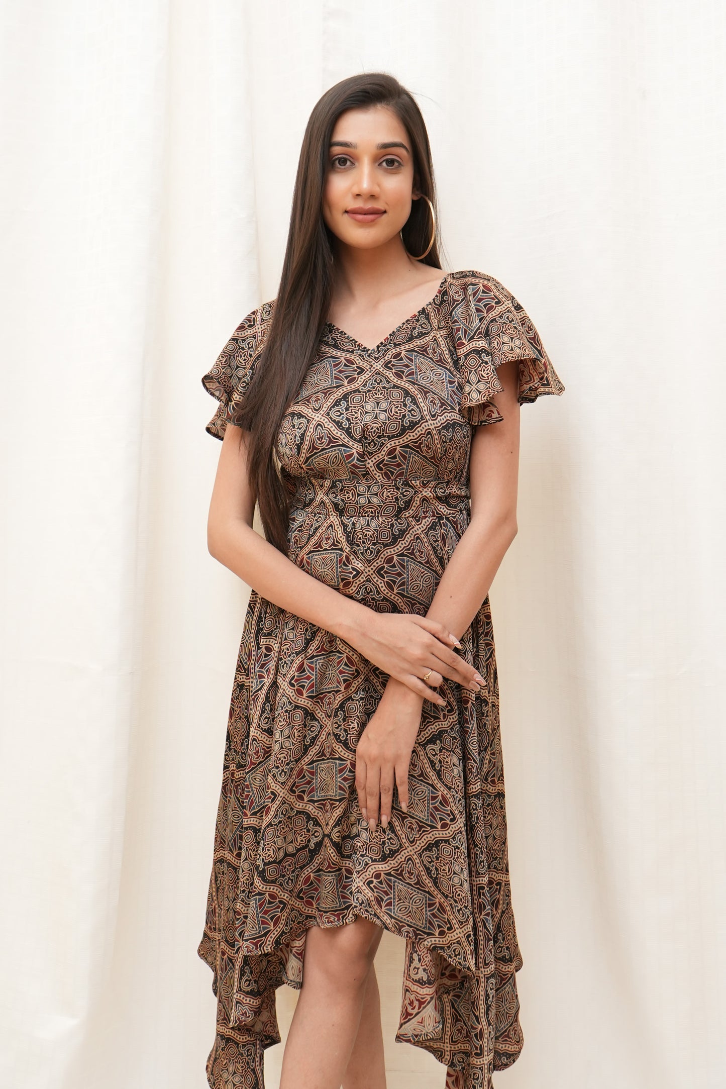 Black zigzag up and down style dress