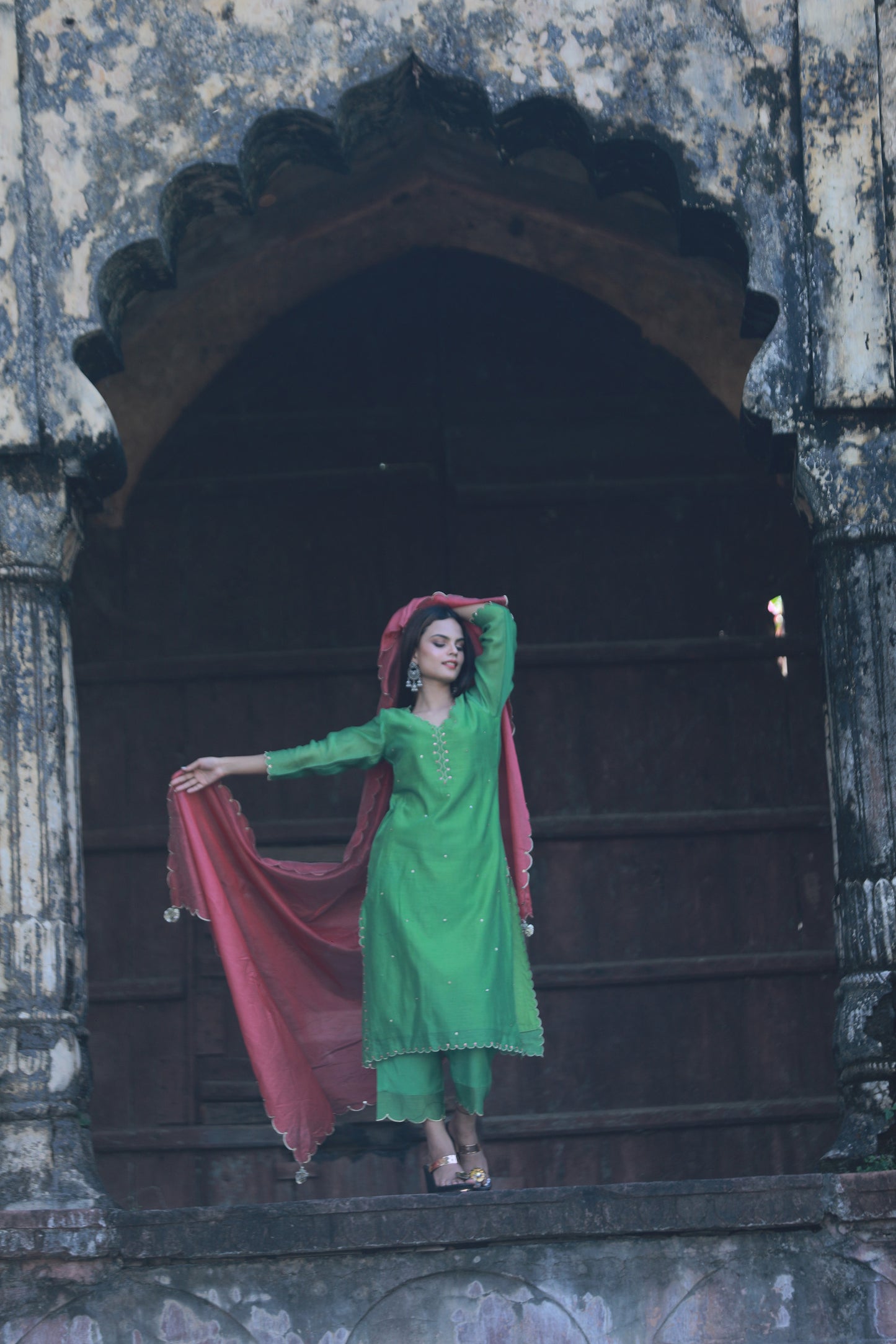 Parrot green sequence embellished chanderi suitset
