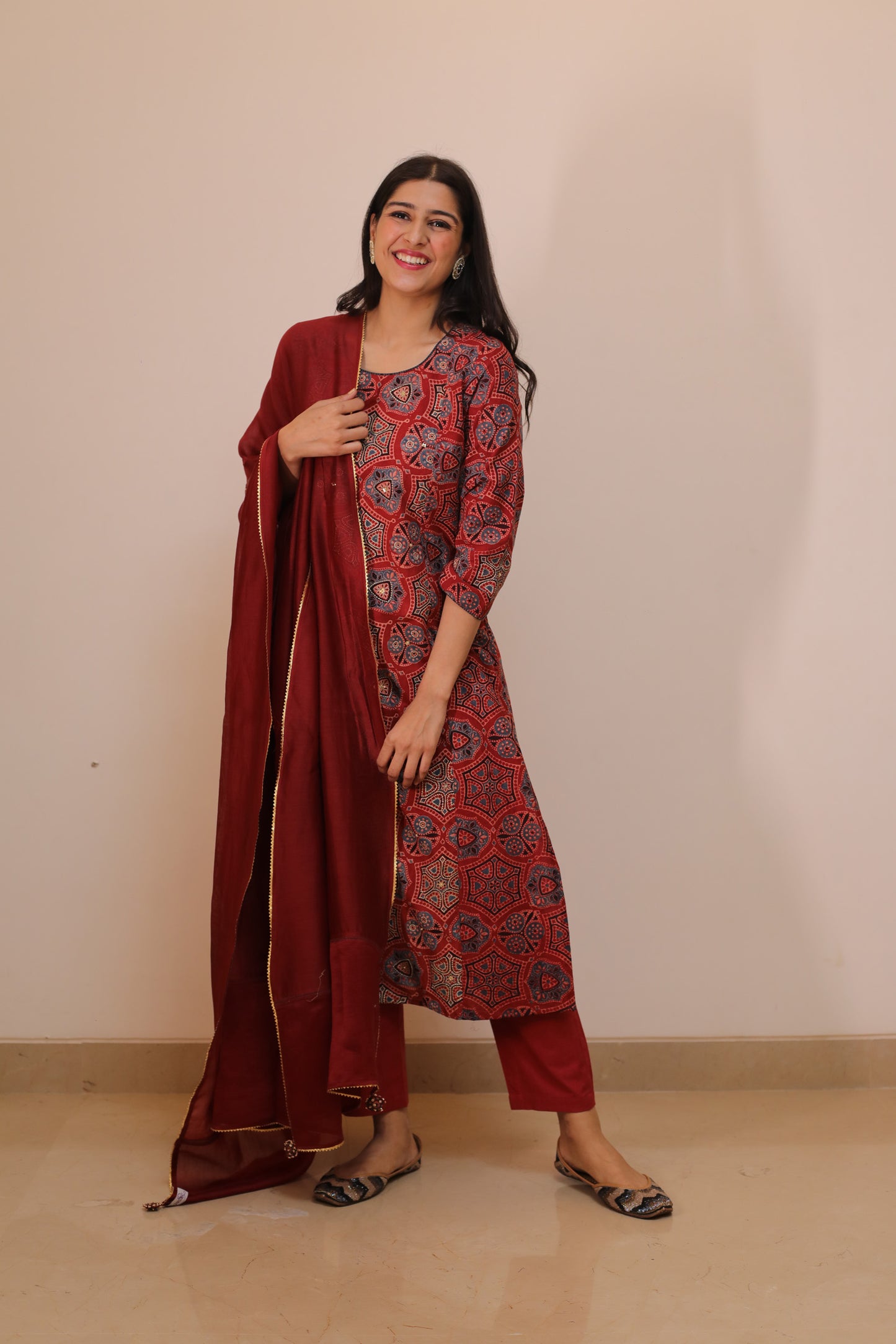 Red ajrakh Suitset