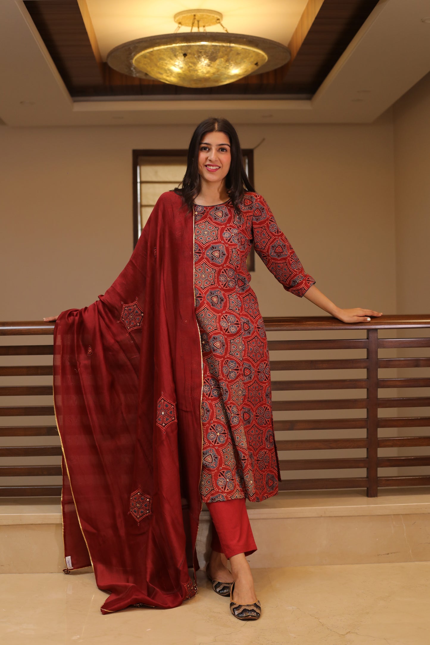 Red ajrakh Suitset