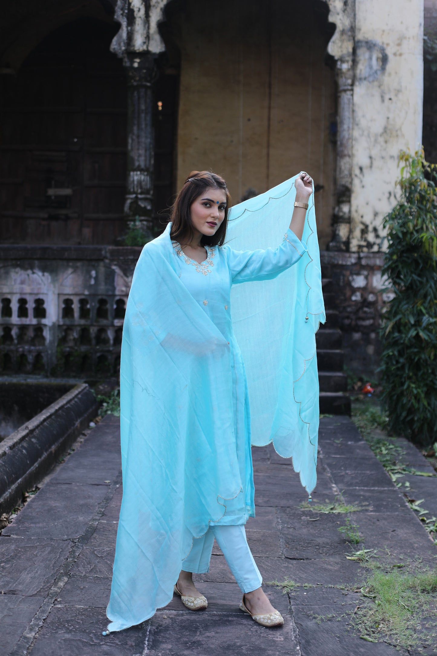 Sky blue Chanderi Zardozi suitset