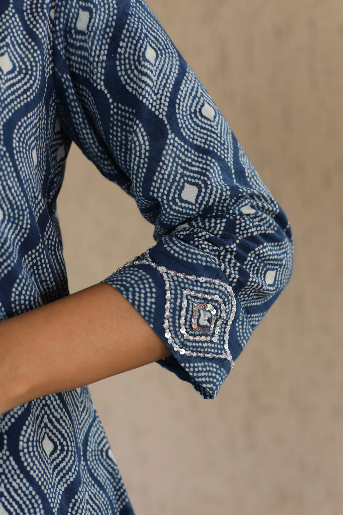 Indigo Beaded Suitset
