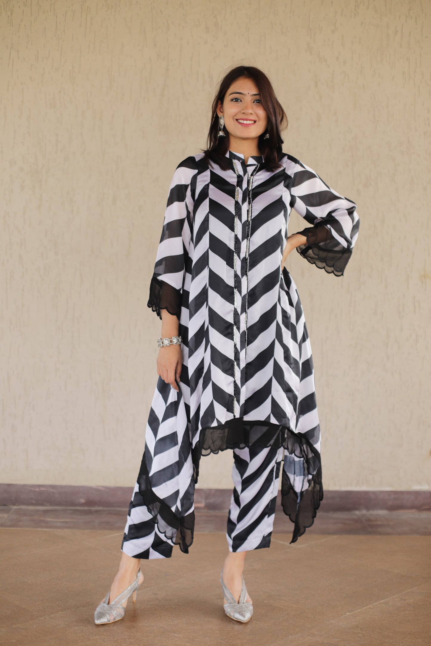 Black and white zigzag Co-ord set