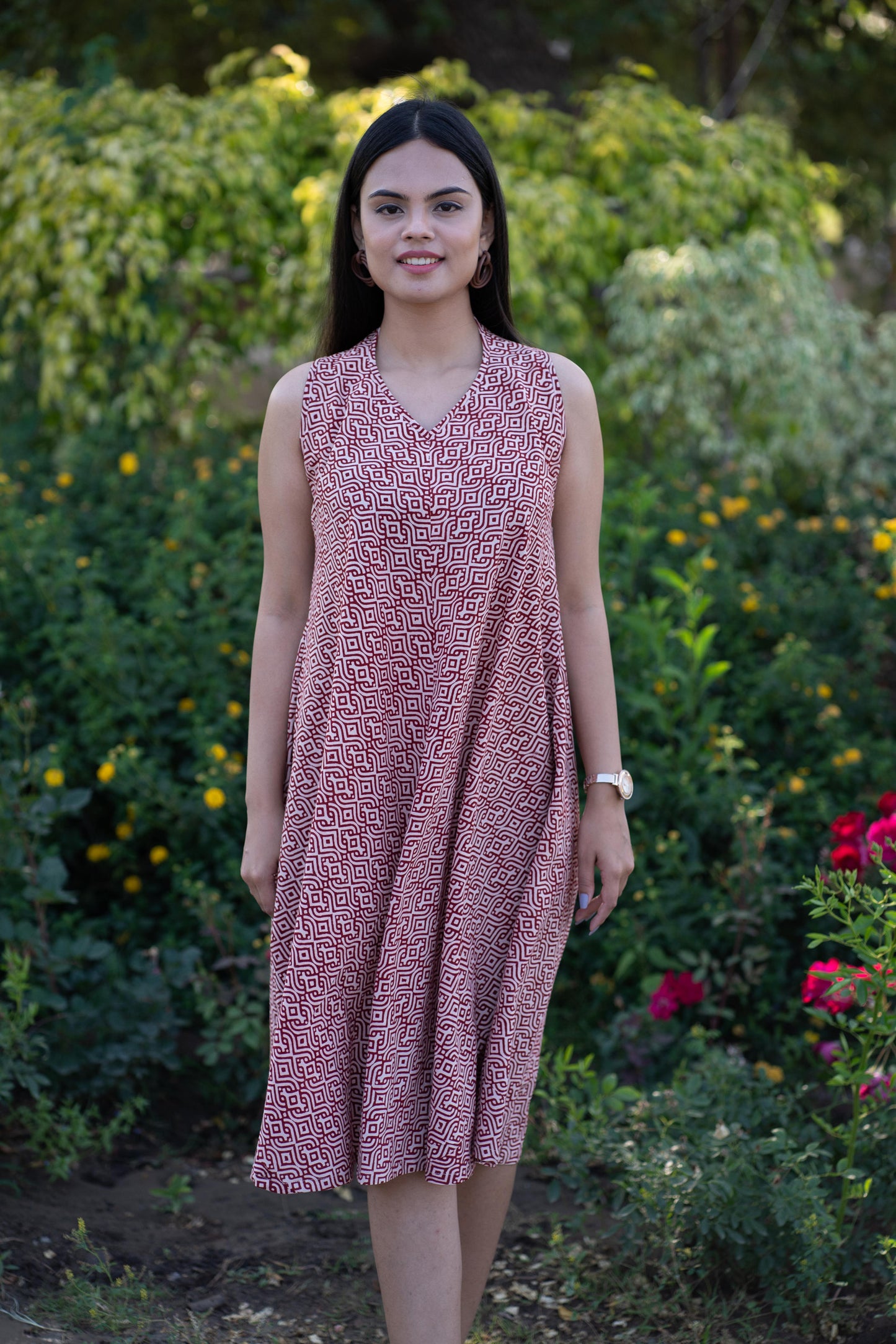 Sleeveless bagh dress