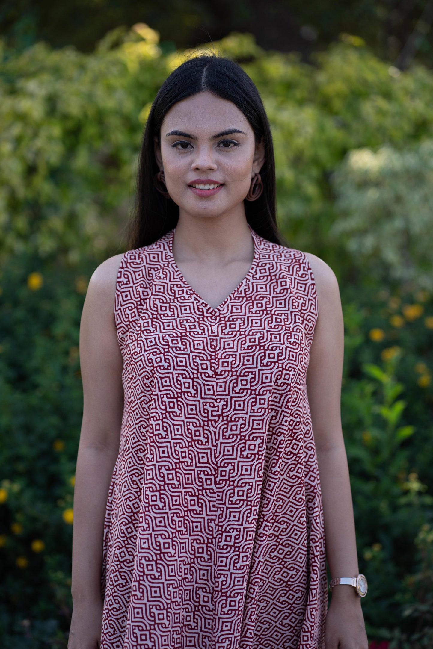 Sleeveless bagh dress
