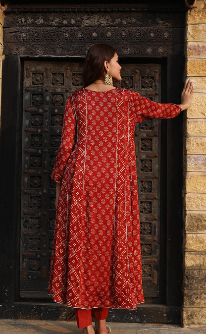 Red Modal Suitset