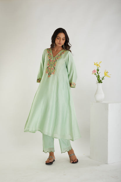 Light Green Chanderi Floral Embroidered Suit Set-Set of 3