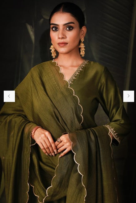 Women Olive Green Embroidered Kurta, Pants & Dupatta