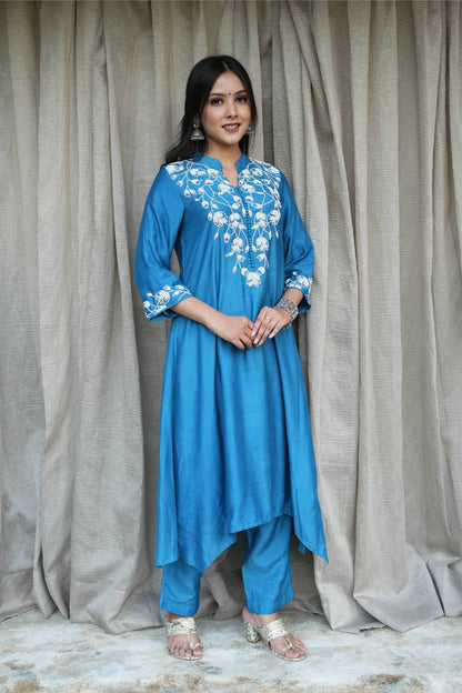 Blue Muslin Beaded Kurta and pant-Set of 2