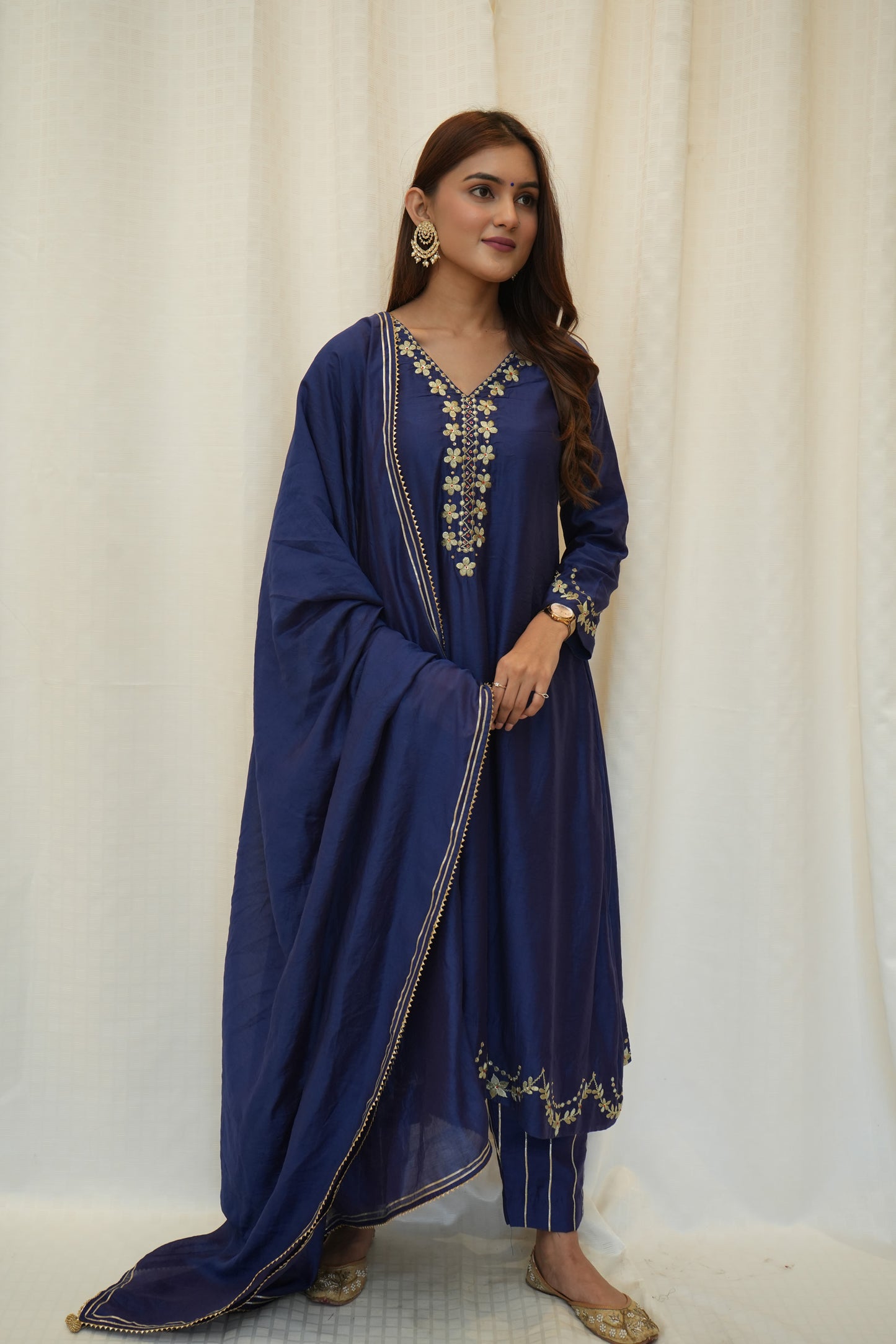 Zari sequence embellished Blue Chanderi suitset