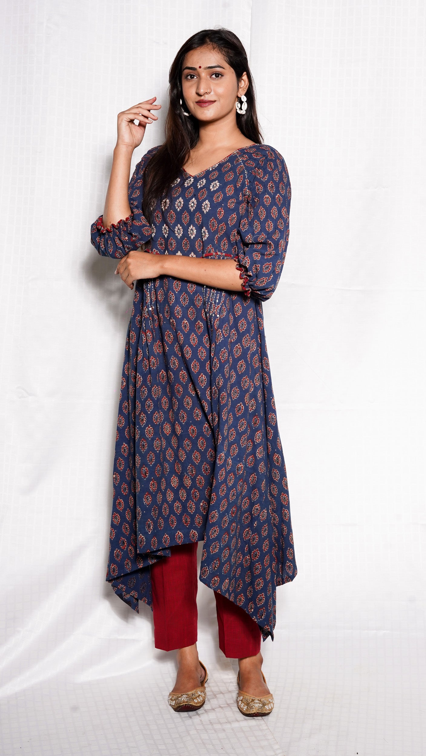 Blue Buti Print Hand work Kurta Pant