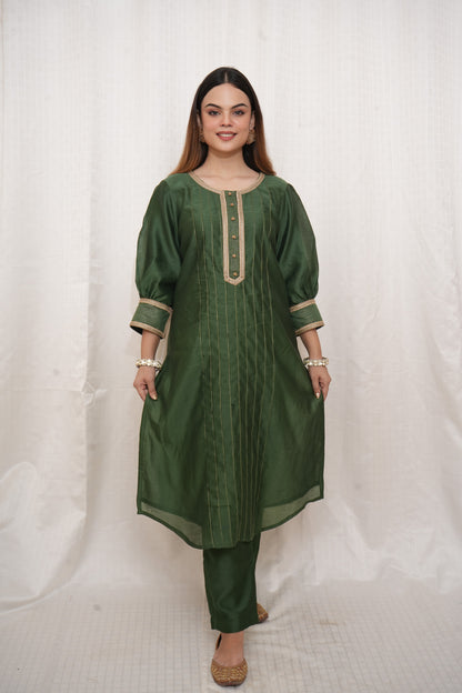Green Chanderi lace embellished suit