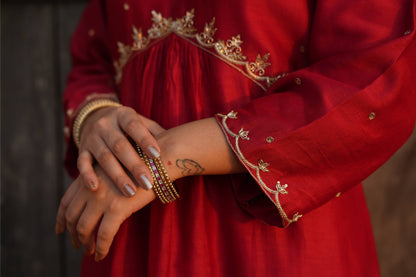 Red Chanderi Golden Embroidered Suit Set