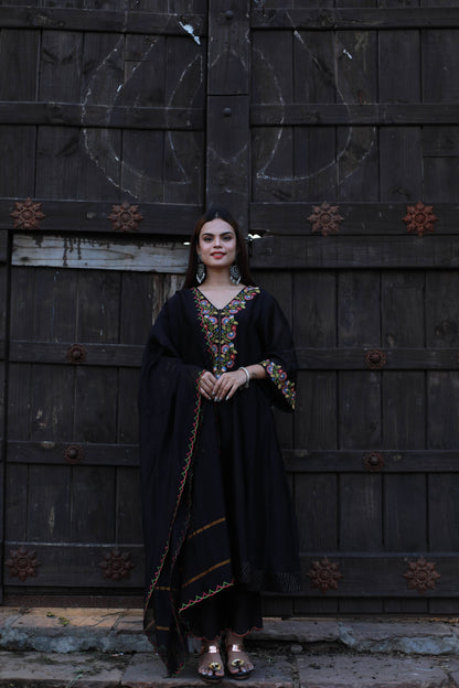 Black Silk Floral Embroidered Chanderi Suit Set