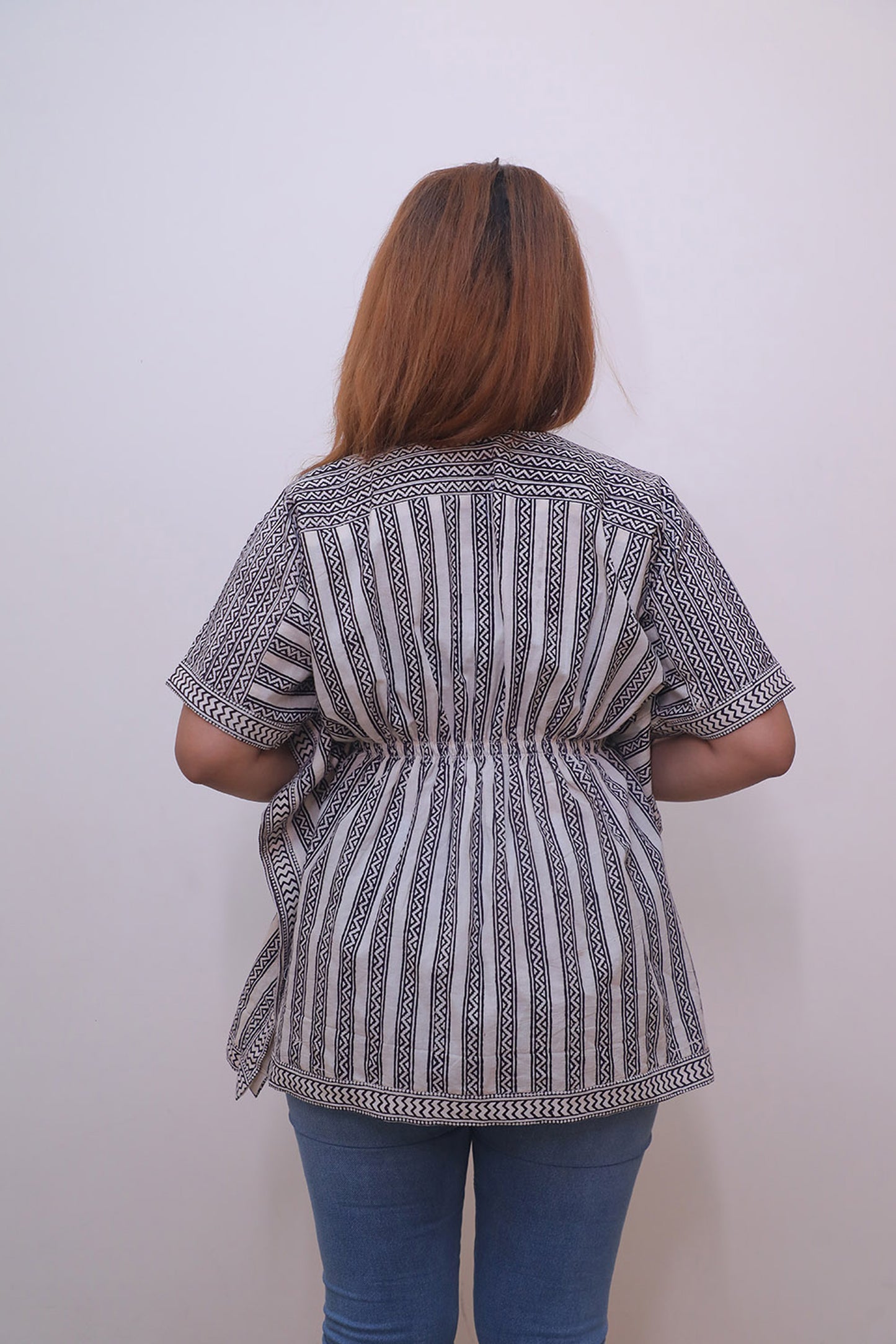 Black bagh pleated top