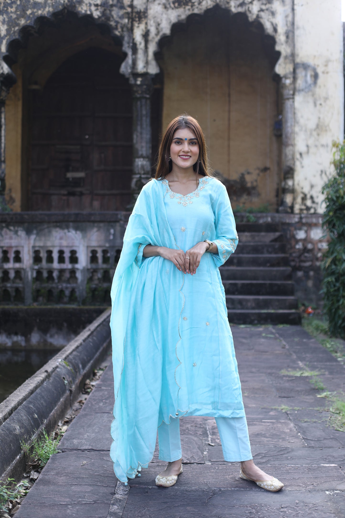 Sky blue Chanderi Zardozi suitset