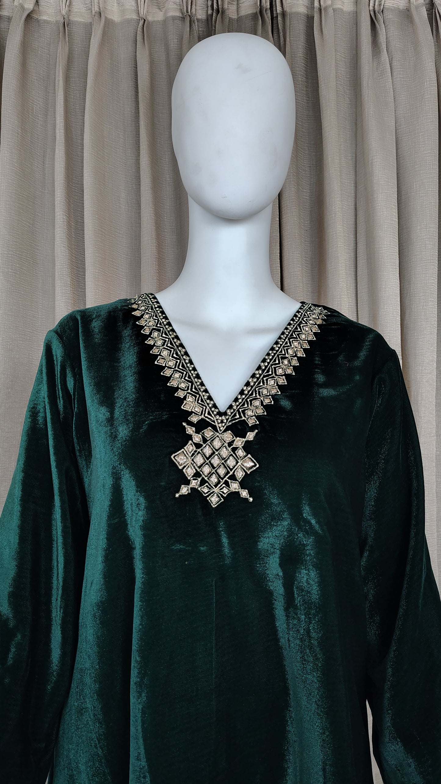 Green Velvet Zari Embroidered Kurta and Pant