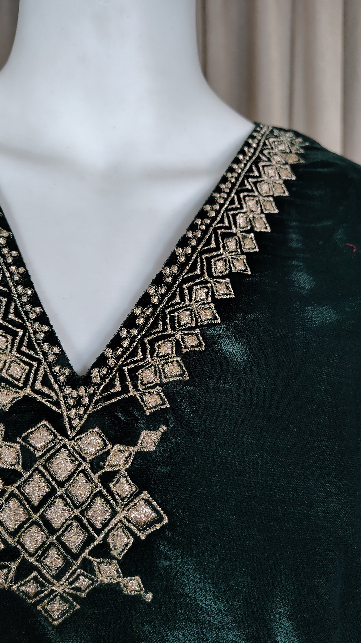 Green Velvet Zari Embroidered Kurta and Pant