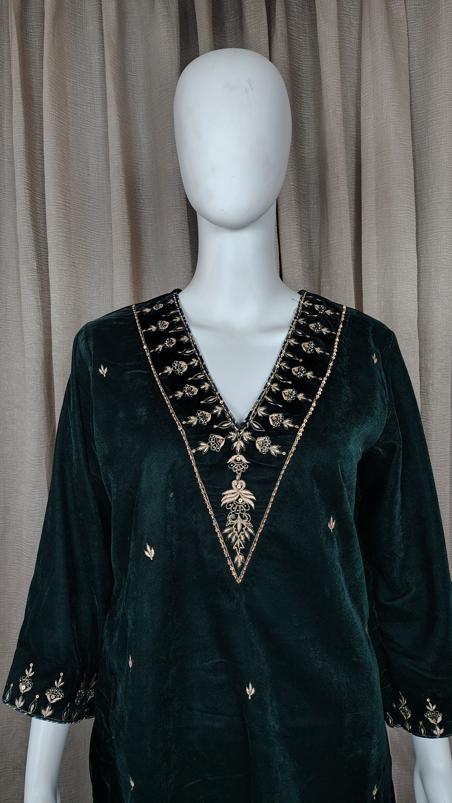 Bottlegreen velvet with zari zardozi embellishments Kurta and pant