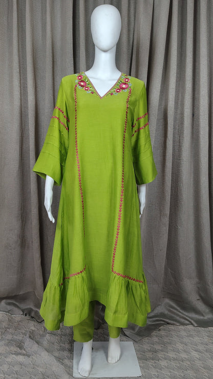 Light Green Mul Chanderi Silk Embroidered  Kurta WIth Pants