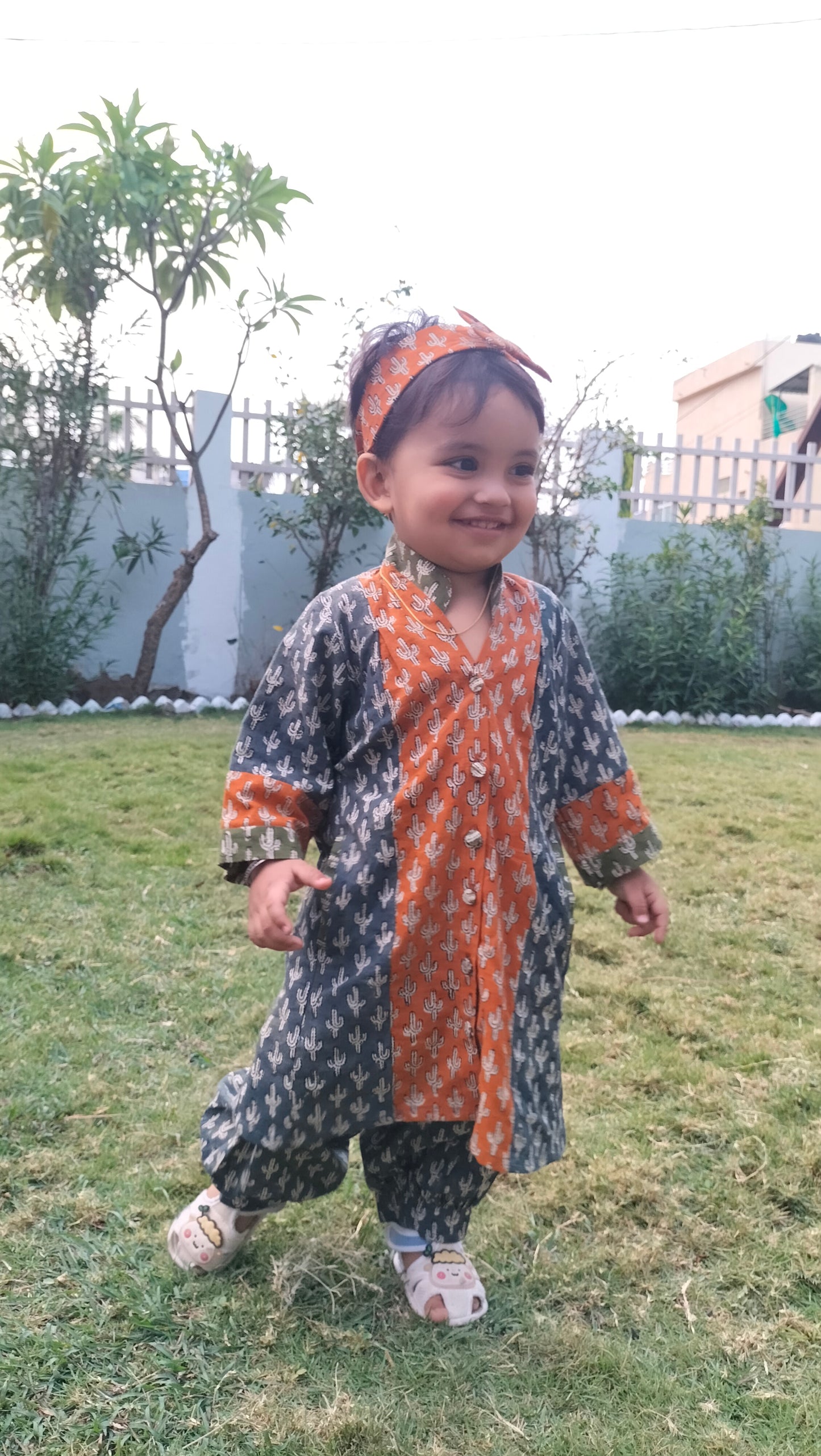 Print multicolor cordset for kids