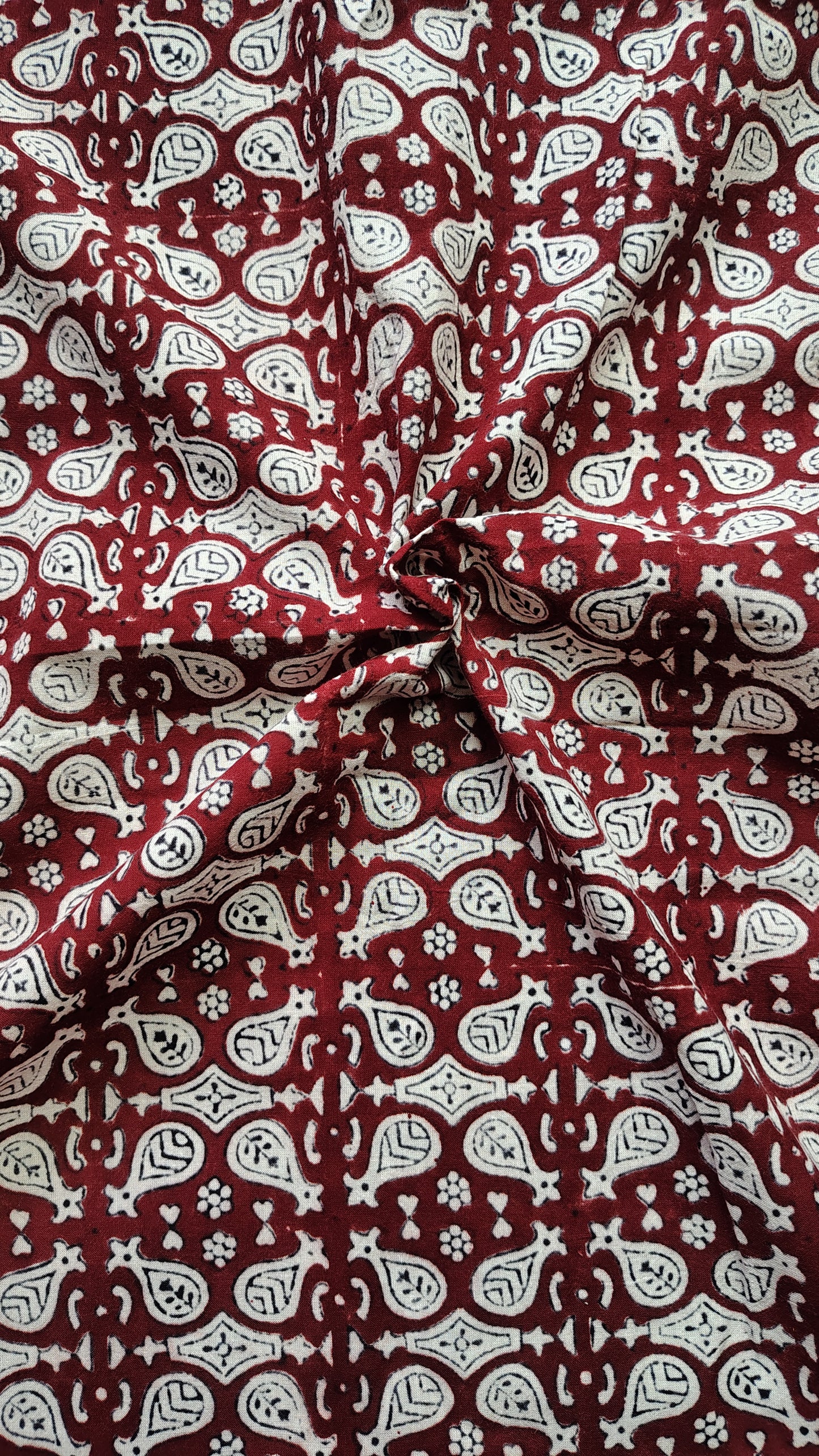 Geometric Maroon Bagh Print