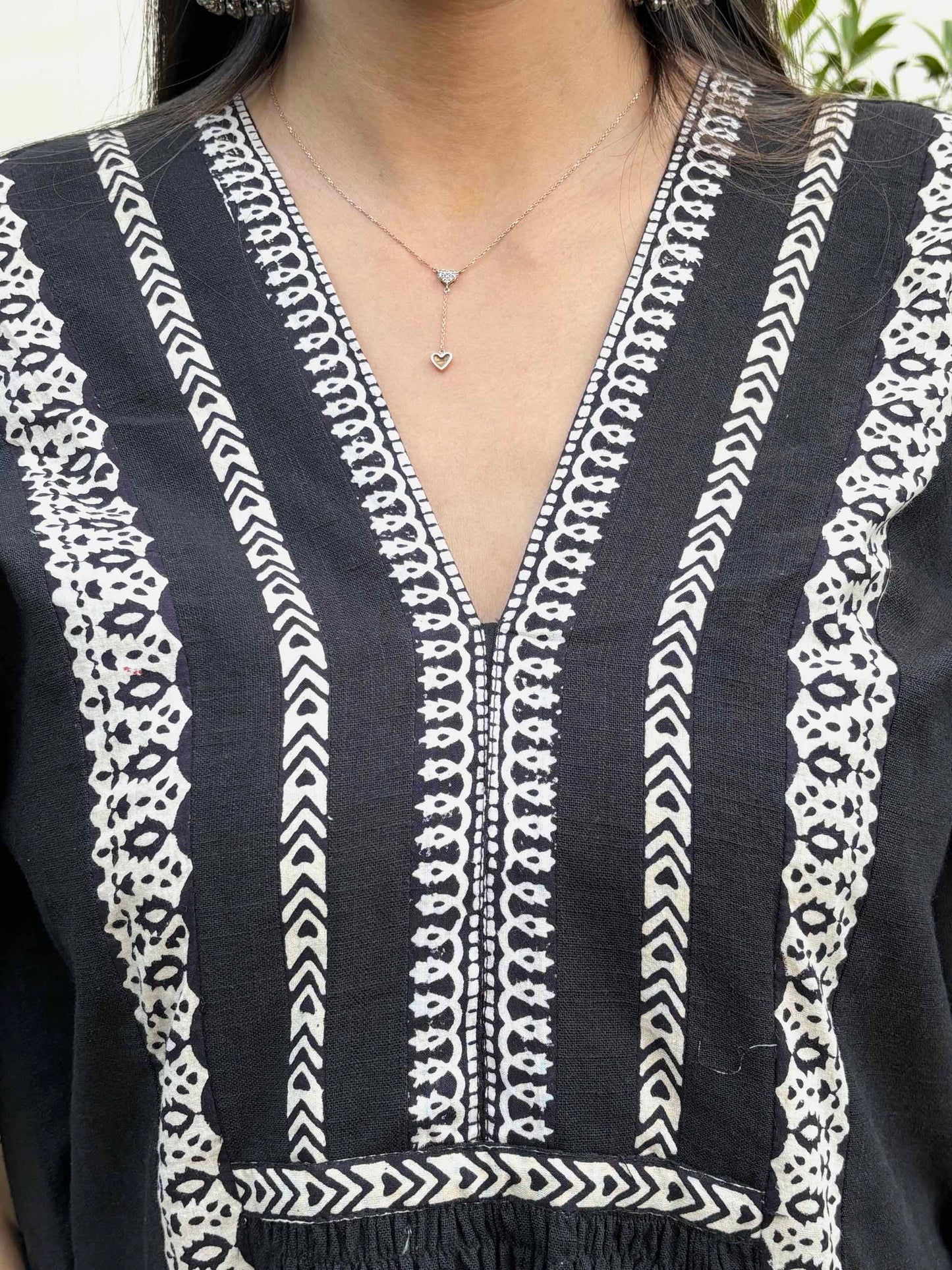 Black Cotton Slub Bagh Applique Kurta