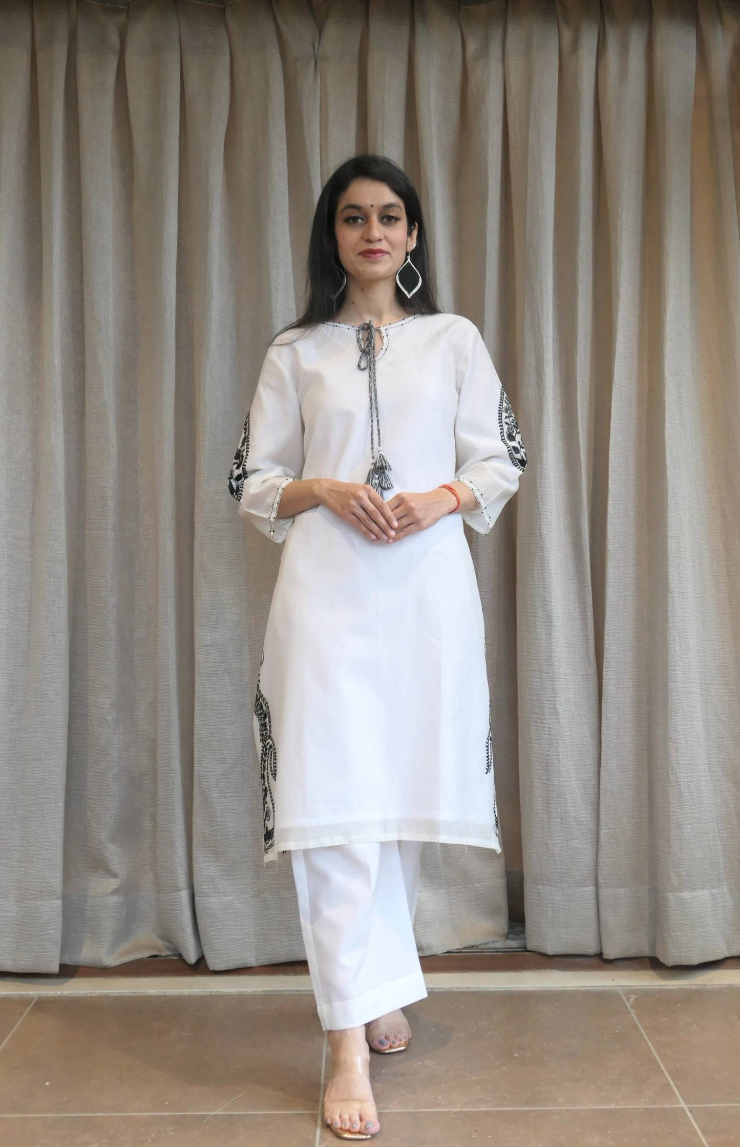 White Chanderi Black Silk Thread Embroidered Kurta And Pant 2 pc set