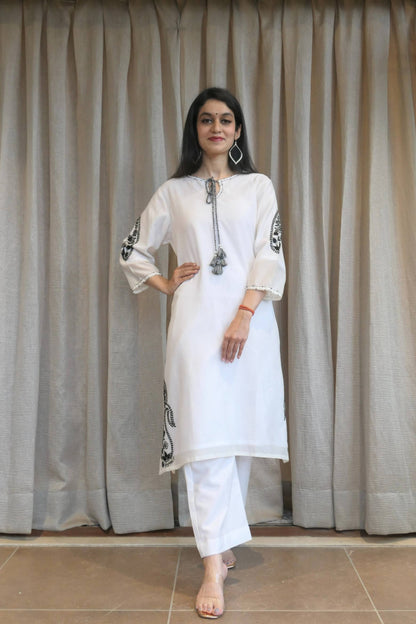 White Chanderi Black Silk Thread Embroidered Kurta And Pant 2 pc set