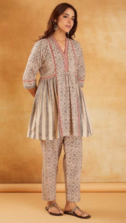 White Red Hand Block Printed Cotton Tunic with Pants - Set of 2