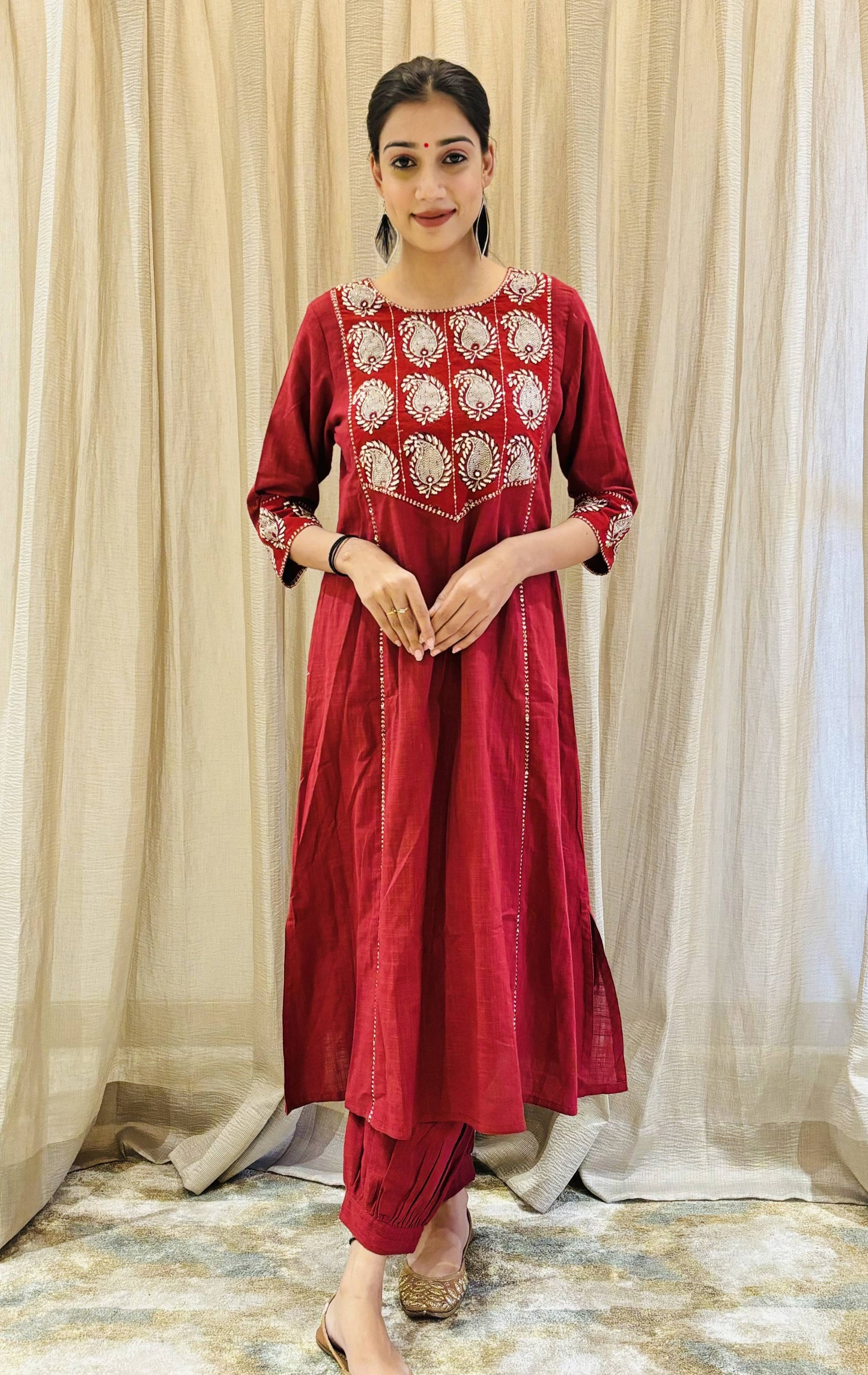 Red Cotton Slub Bagh Patched Hand Embroidered Paisely Kurta and Pant-Set of 2